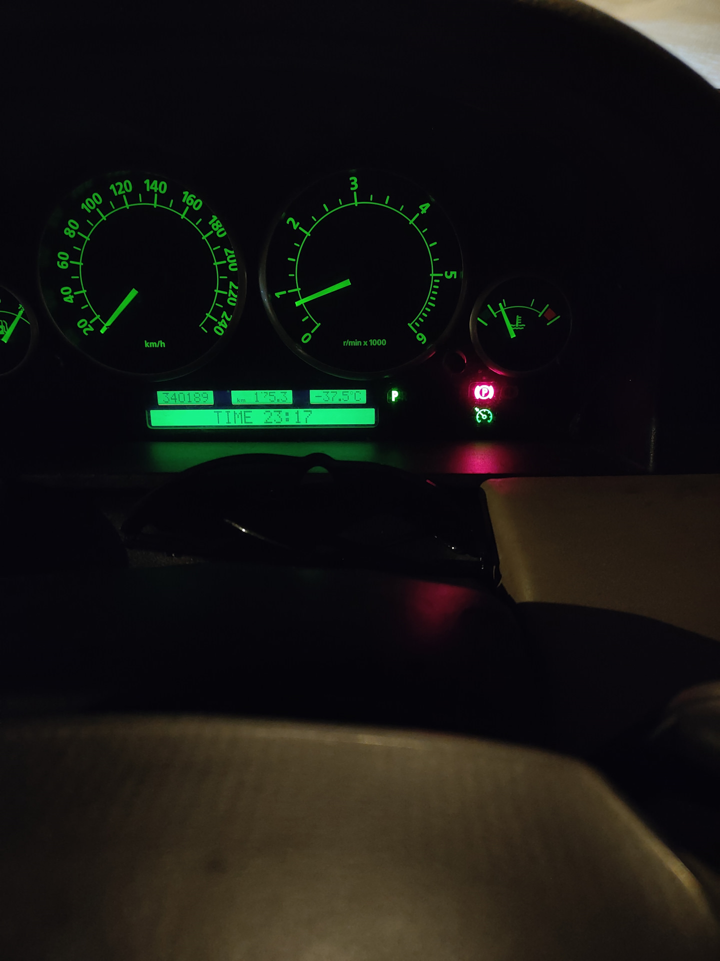 Как снять переднюю стойку? — Land Rover Range Rover (3G), 3 л, 2002 ...