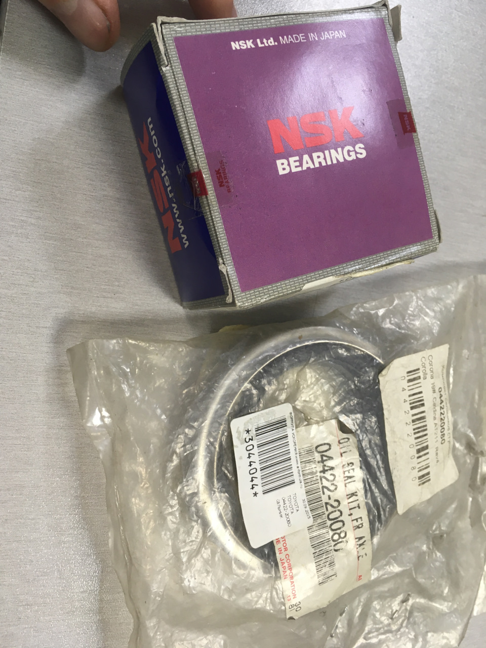 Фото в бортжурнале Toyota Celica (180). Запчасти на фото: 0442220080