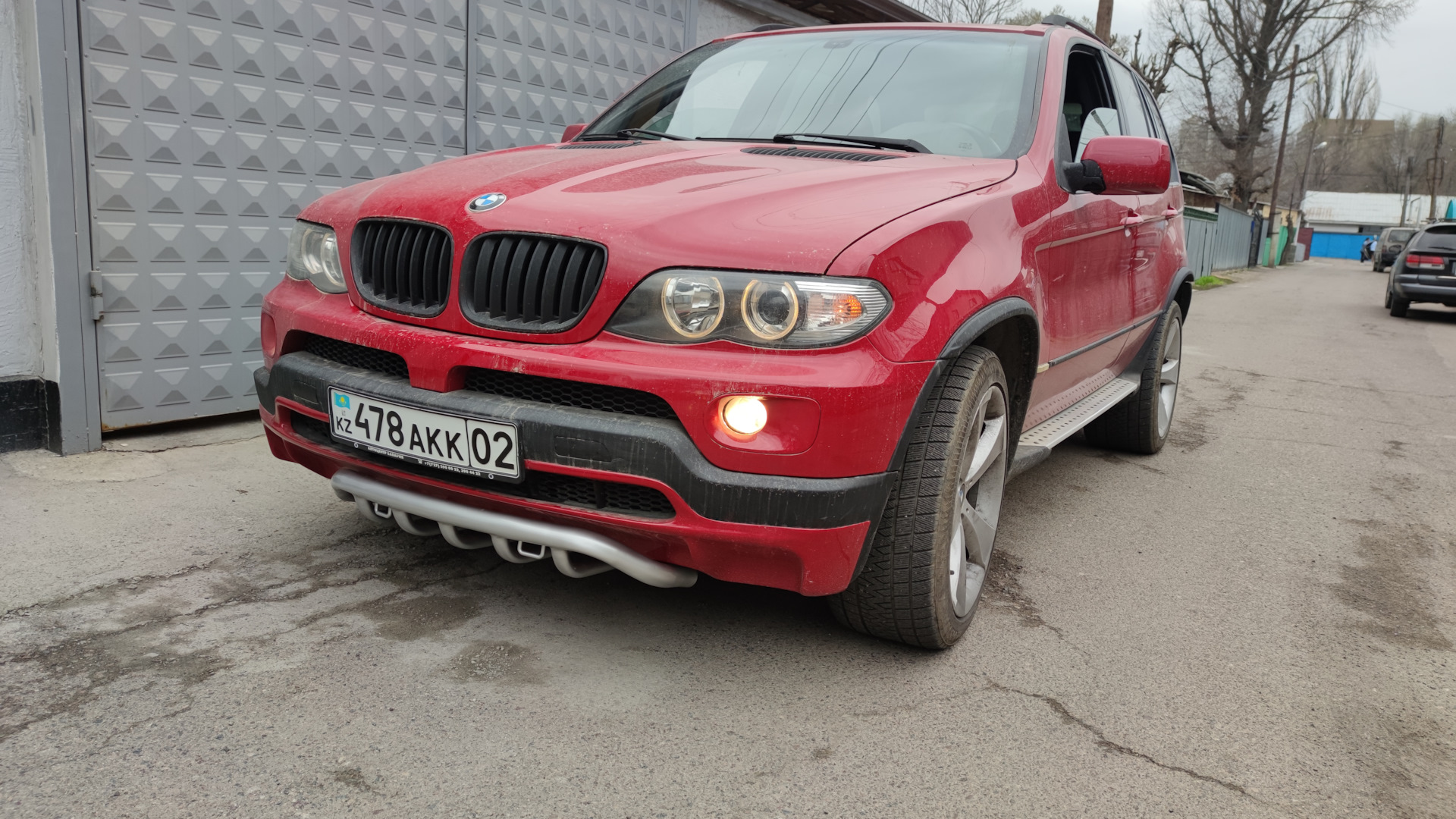 BMW X5 (E53) 3.0 бензиновый 2001 | Уже не печальный икс )) на DRIVE2