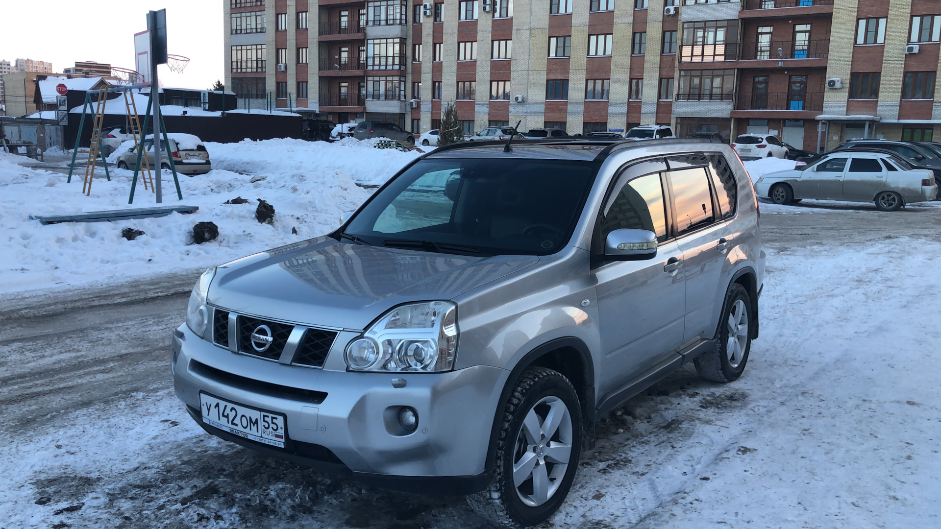 Икс трейл бензин. Икс трейл бензин. Круиз nissan x trail 2011. 5бензин. Nissan x-trail t31 black.