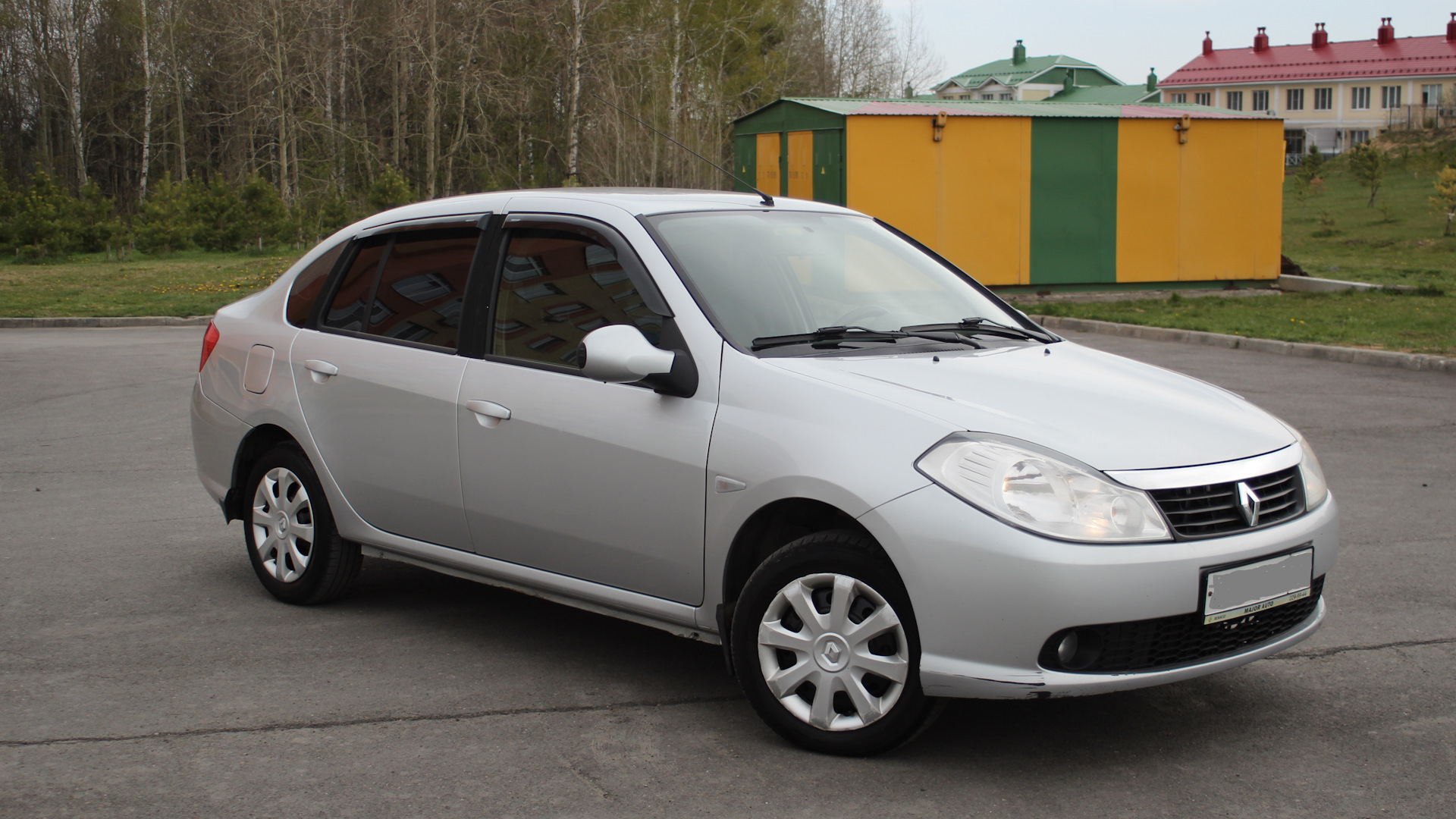 Renault Symbol 1.4 бензиновый 2010 | II на DRIVE2