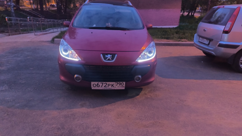 Новые глазки — Peugeot 307 SW, 1,6 л, 2006 года | стайлинг | DRIVE2