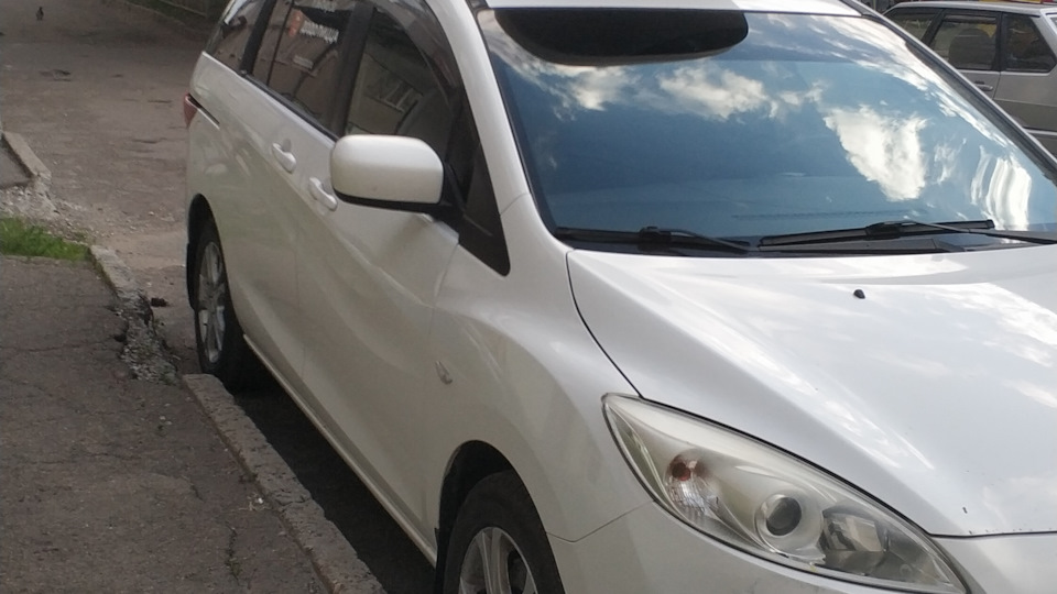 Mazda 5