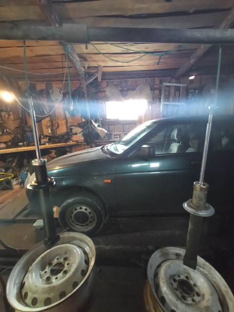 Задние амортизаторы от 2108 на 2170 Приора — Lada Приора седан, 1,6 л ...