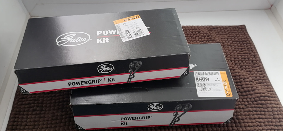 Два комплекта 8 кл. и 16 кл. GATES POWERGRIP KIT и ремень ГРМ от Toyota ...