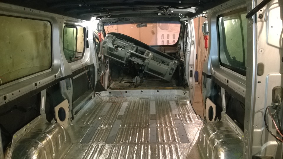 Фото в бортжурнале Renault Trafic (2G)