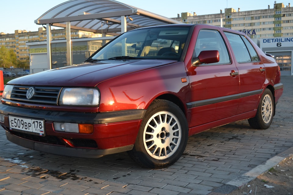 WV Vento 98