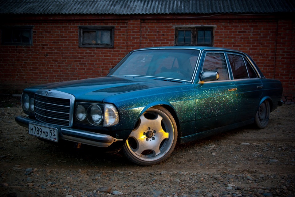 Mercedes w123 ratlook