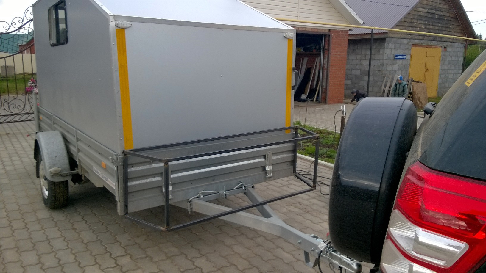 ящик инструментальный прицепа 1100. инструментальный ящик для прицепа мзса. мзса ящик на дышло. рундук на прицеп легковой. рундук на борт легкового прицепа.