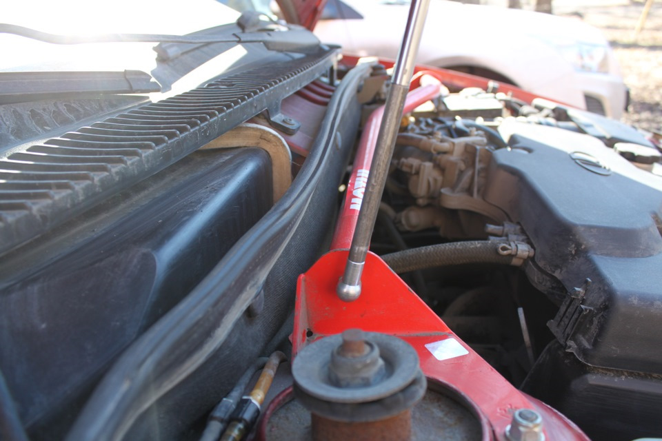 Изготовление и установка газового упора капота Калины — Сообщество «ВАЗ ...