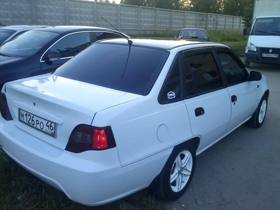 Daewoo Nexia n150 белая