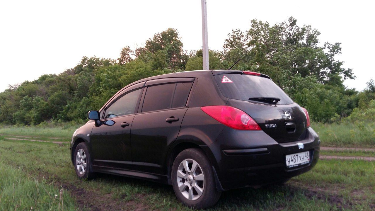 Nissan Tiida (1G) 1.6 бензиновый 2012 | 