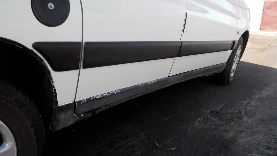 Покраска антигравием. — Peugeot Partner, 1,4 л, 2009 года | кузовной ...