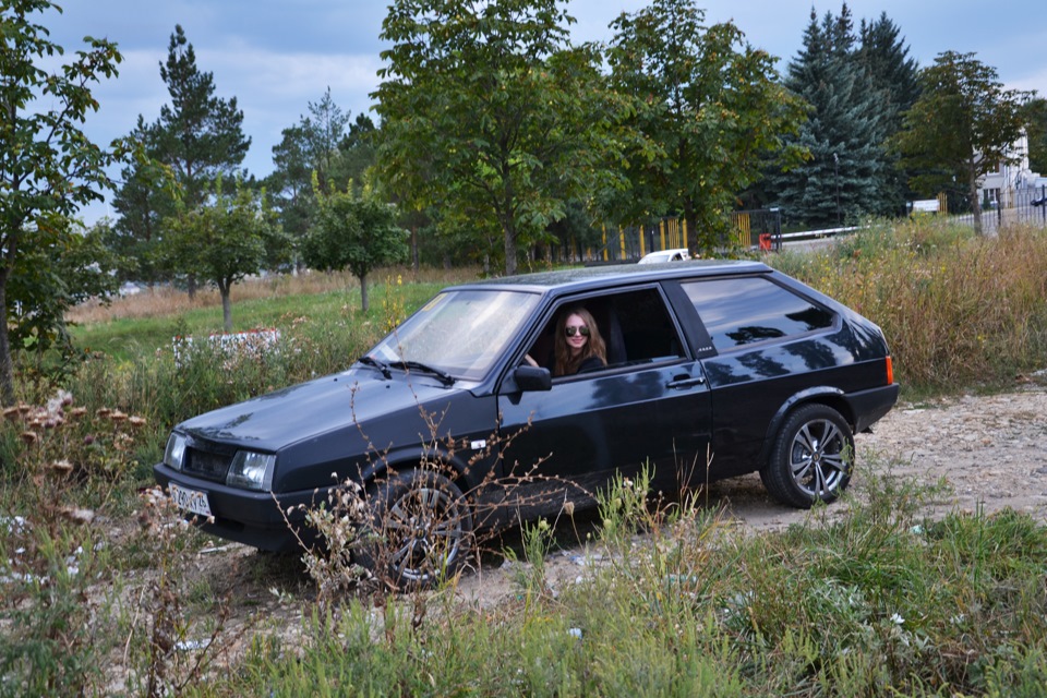 Lada 2108 черная