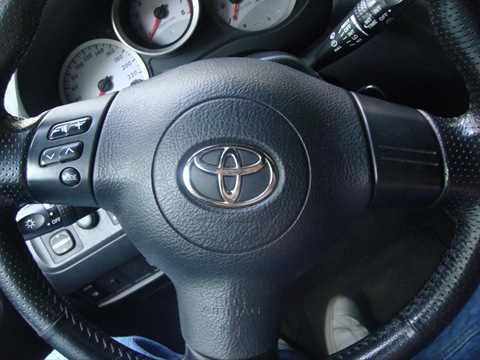 cruise control - Toyota RAV4 20L 2004