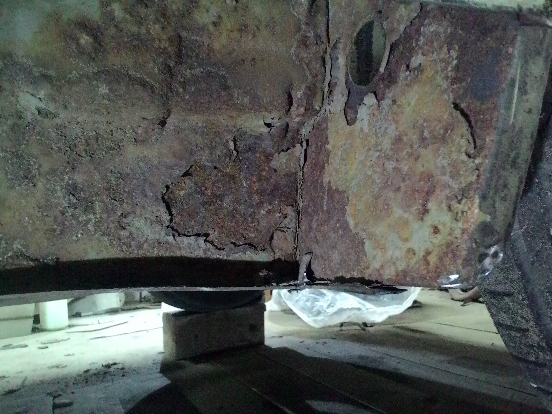 Замена порогов W210, ремонт днища ч.2 — Mercedes-Benz E-class (W210), 2 ...