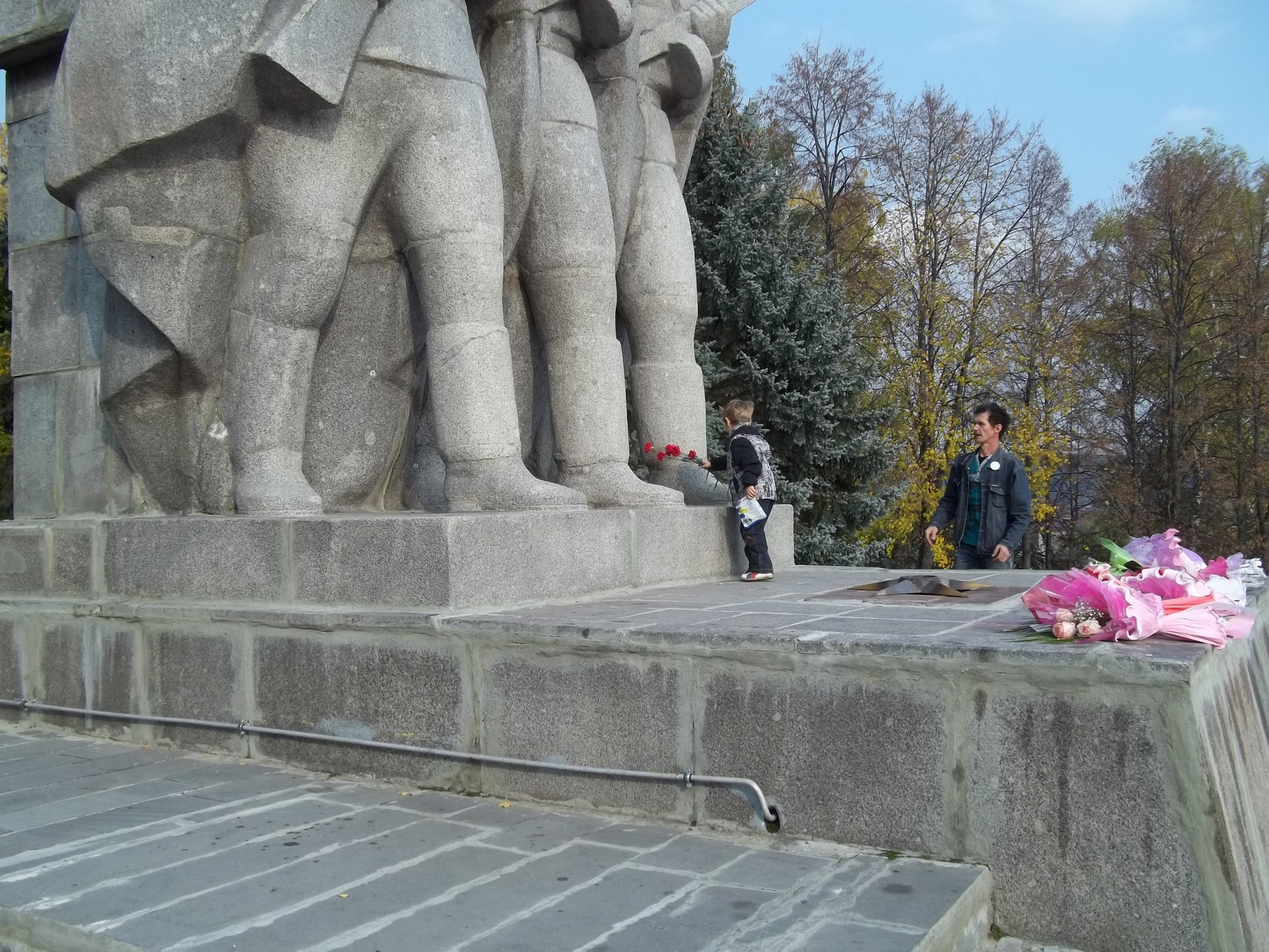 Холм славы кузнецк фото