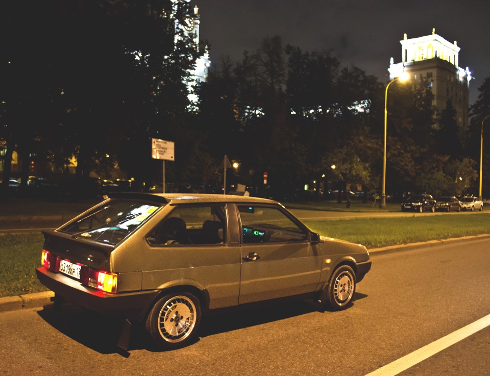Lada 2108 electronica