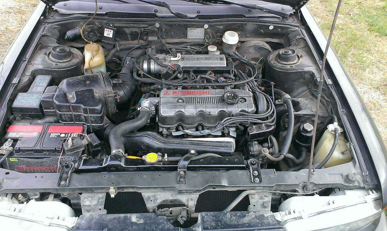Двигатель мицубиси галант. Митсубиси Галант 1991 мотор. Двигатель Митсубиси Галант 1.8. Мотор Мицубиси Галант 6. Мотор Mitsubishi Galant 4g37.