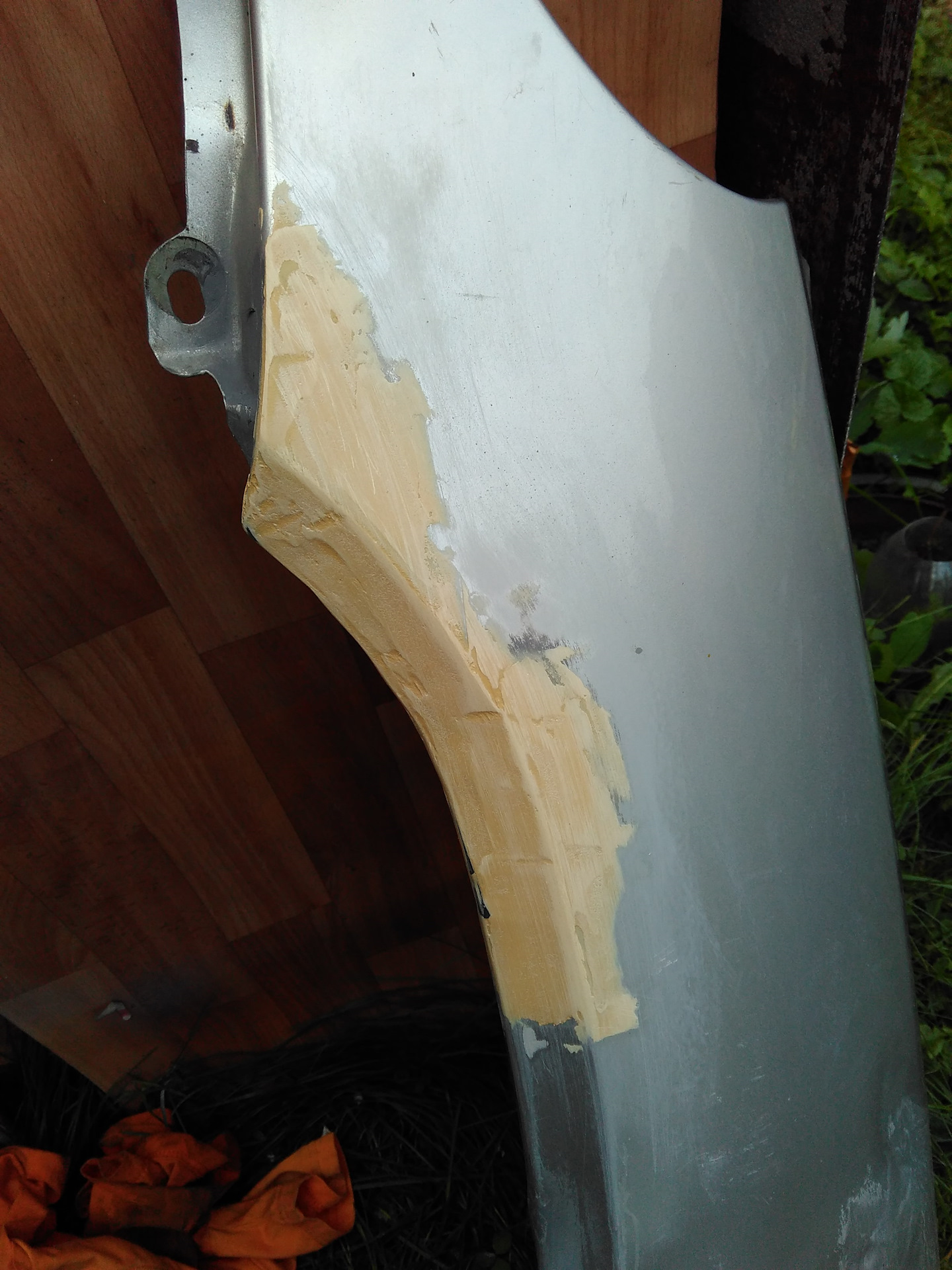 Выгибаем и красим крыло — Chevrolet Niva, 1,7 л, 2003 года | кузовной ...