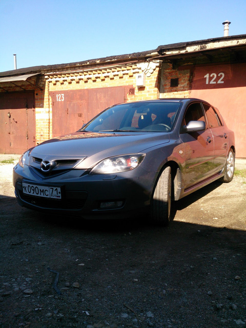 Обновил поводки дворников — Mazda 3 (1G) BK, 2 л, 2007 года | своими ...