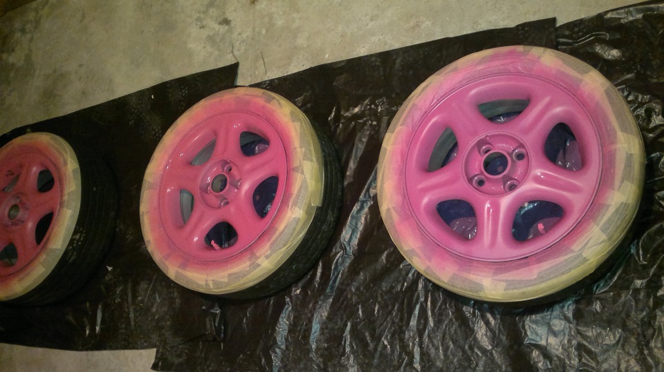 Покраска дисков в РОЗОВЫЙ цвет Plasti Dip часть 2 — Lada 21104, 1,6 л ...