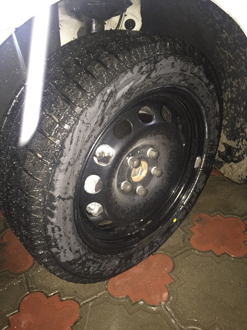 Переобулся Бриджстоун рево GZ — Skoda Octavia A7 Mk3, 2 л, 2016 года ...