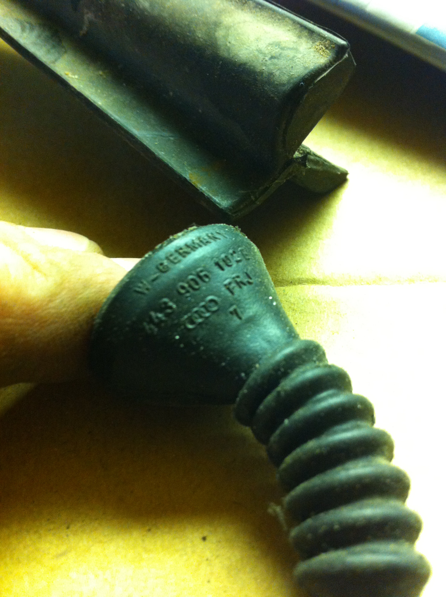 Ремонт жгута электроручника — Audi A6 (C6), 3 л, 2005 года | своими ...