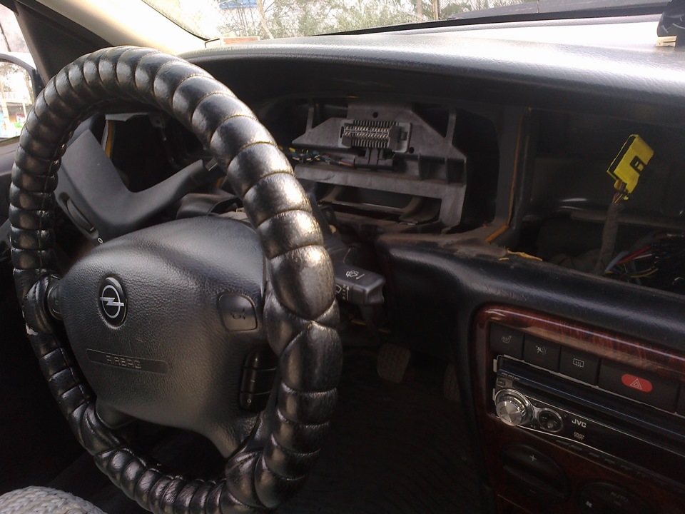 лампочки в приборке — Opel Vectra B, 1,8 л, 1999 года | другое | DRIVE2