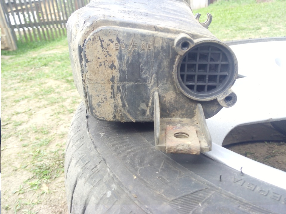 Чистка абсорбера, так как надоело открывать крышку бака и чувствовать ...