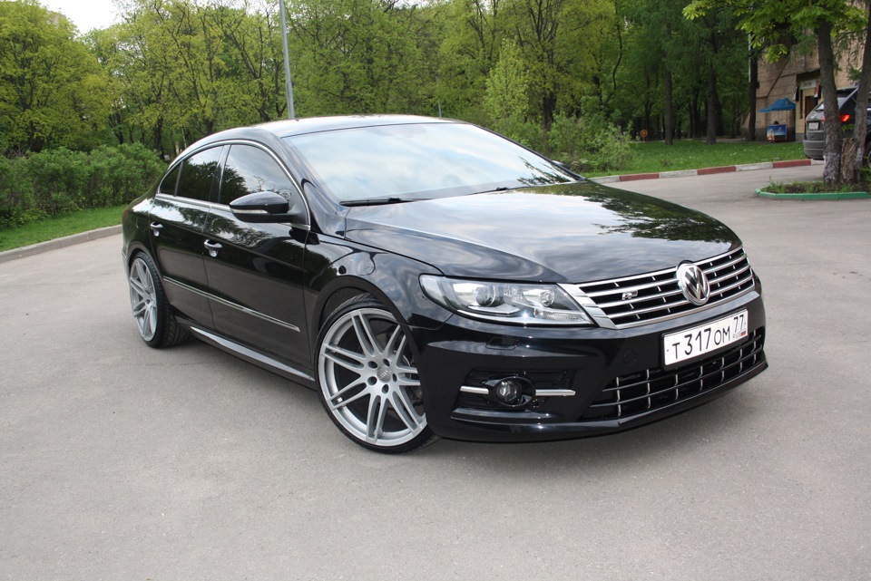 VW Passat cc Black