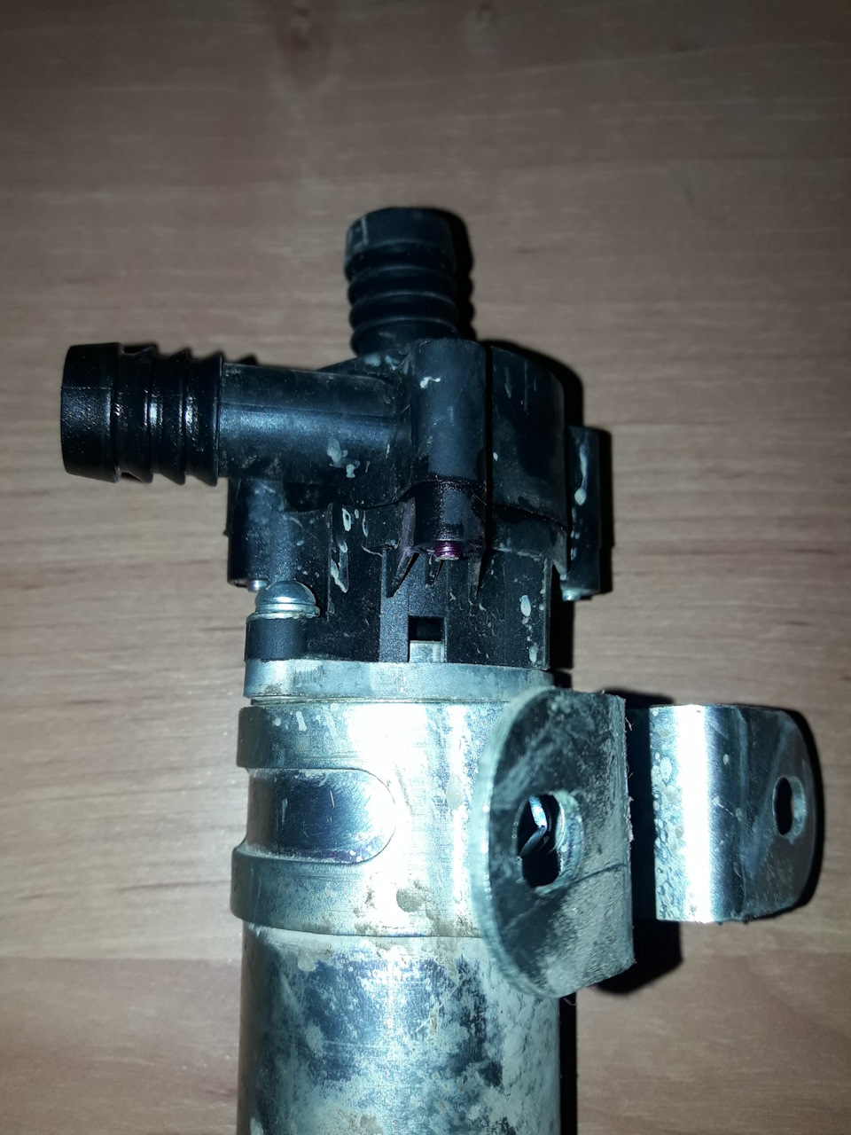 Доп.насос печки и " маслопомойка". — Opel Omega B, 2 л, 1996 года ...