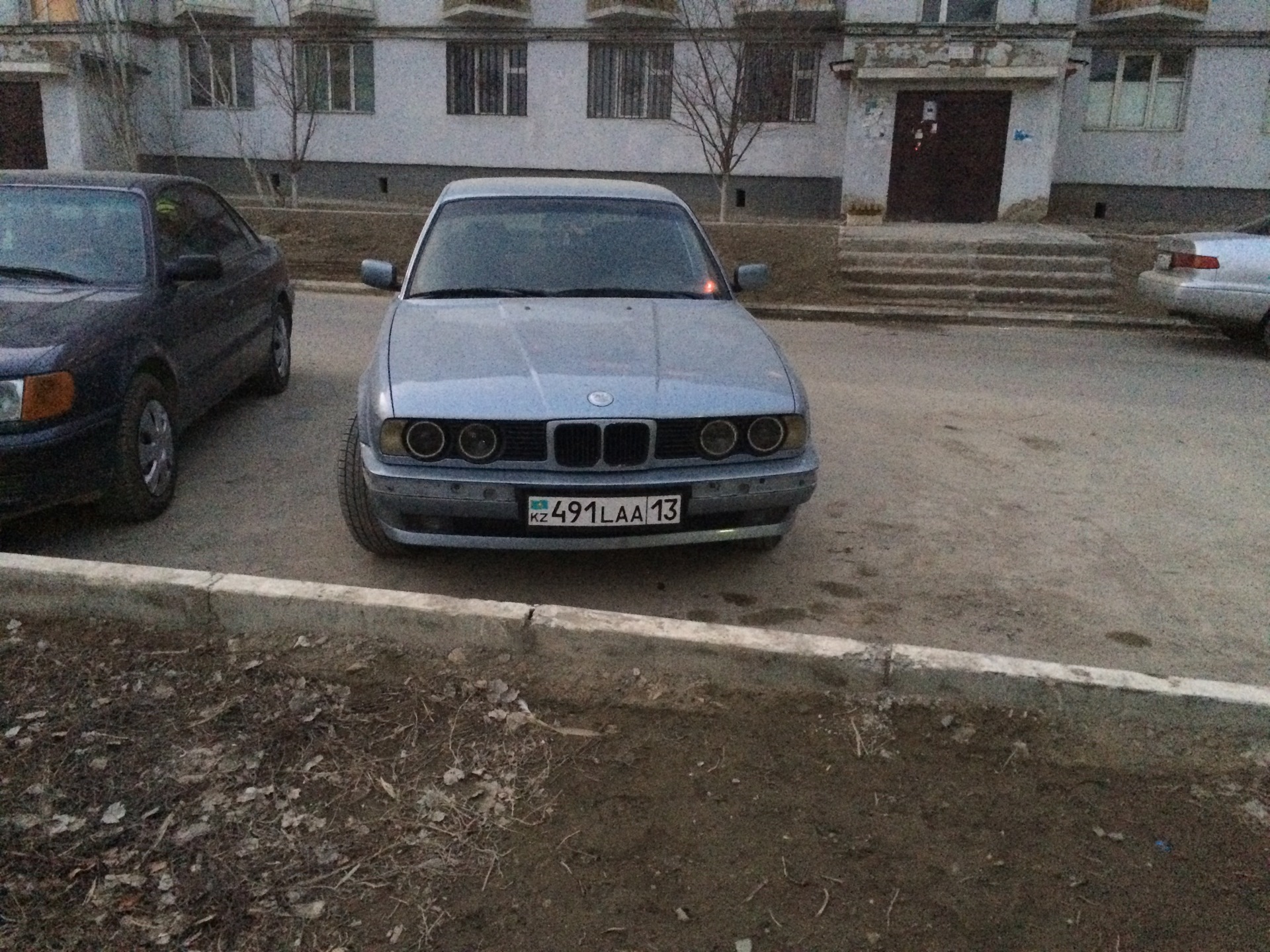 Опять! Украли молдинги с бампера. — BMW 5 series (E34), 2 л, 1991 года |  прикол | DRIVE2