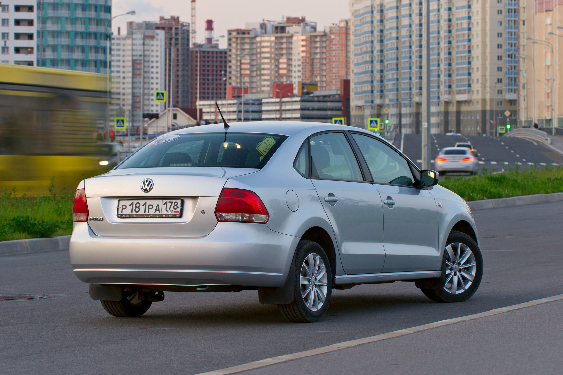 Volkswagen Polo sedan 2013