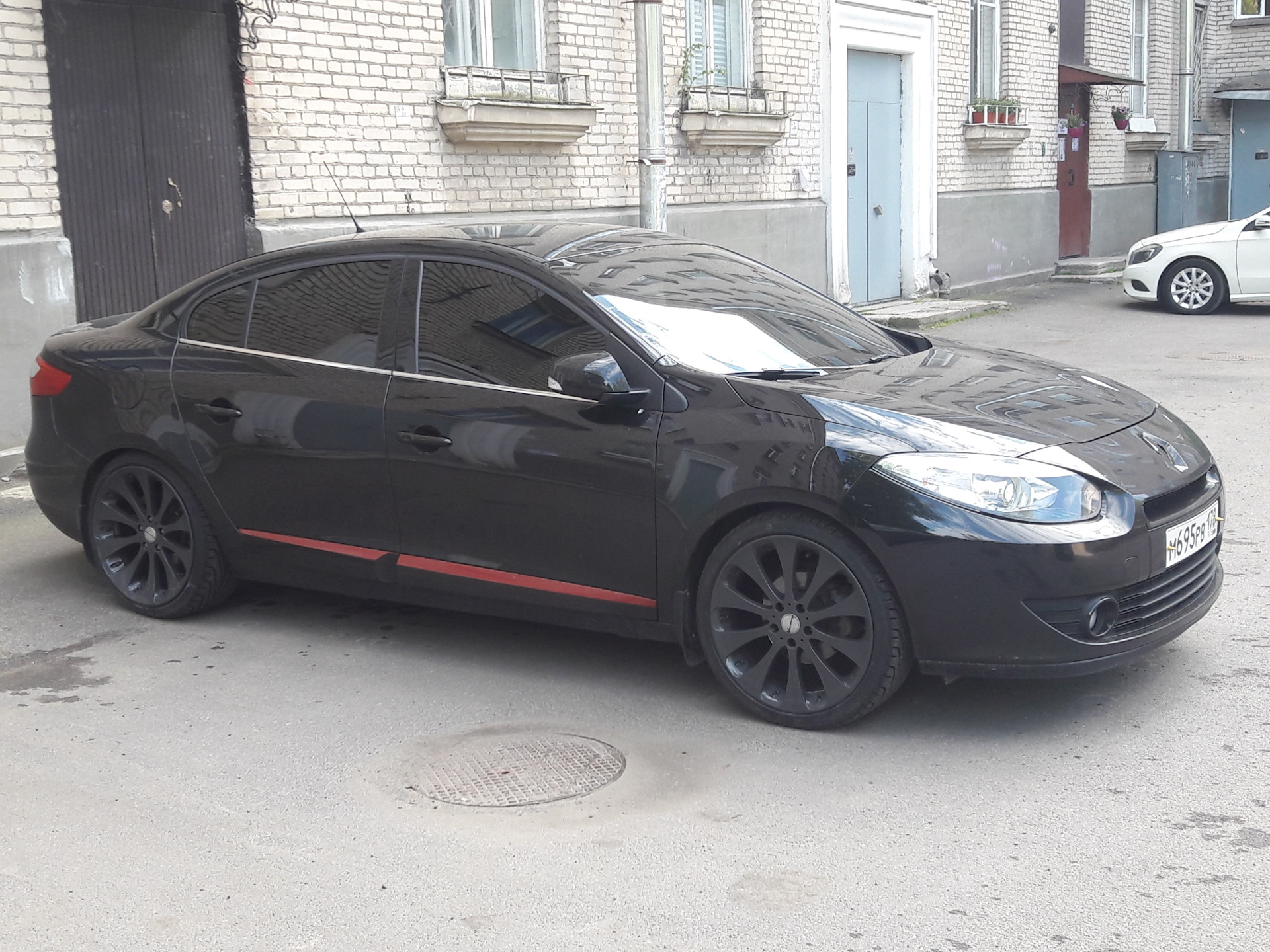 Диски на флюенс фото В замен R16 ставим R19. - Renault Fluence, 2 л, 2011 года колёсные диски DRIVE2