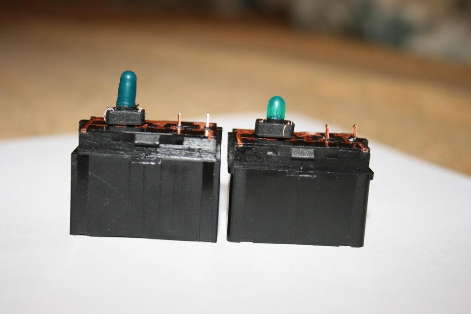 что такое hi и lo в подогреве сидений. 1a99aa4s 960. что такое hi и lo в подогреве сидений фото. что такое hi и lo в подогреве сидений-1a99aa4s 960. картинка что такое hi и lo в подогреве сидений. картинка 1a99aa4s 960. Что значит Lo в климат контроле? Это сокращенный вариант слова LOW, что означает «минимальная температура». При переходе в этот режим система работает на максимальное охлаждение. Для сравнения Hi представляет собой обратный вариант — работа на нагрев салона. В обоих случаях изменение температуры не осуществляется, а устройство переходит в режим рециркуляции воздуха. Ниже подробно рассмотрим, в чем особенности этих режимов, что значит такая надпись, и как правильно использовать опции в процессе эксплуатации. что такое hi и lo в подогреве сидений. 1a99aa4s 960. что такое hi и lo в подогреве сидений фото. что такое hi и lo в подогреве сидений-1a99aa4s 960. картинка что такое hi и lo в подогреве сидений. картинка 1a99aa4s 960. Что значит Lo в климат контроле? Это сокращенный вариант слова LOW, что означает «минимальная температура». При переходе в этот режим система работает на максимальное охлаждение. Для сравнения Hi представляет собой обратный вариант — работа на нагрев салона. В обоих случаях изменение температуры не осуществляется, а устройство переходит в режим рециркуляции воздуха. Ниже подробно рассмотрим, в чем особенности этих режимов, что значит такая надпись, и как правильно использовать опции в процессе эксплуатации.