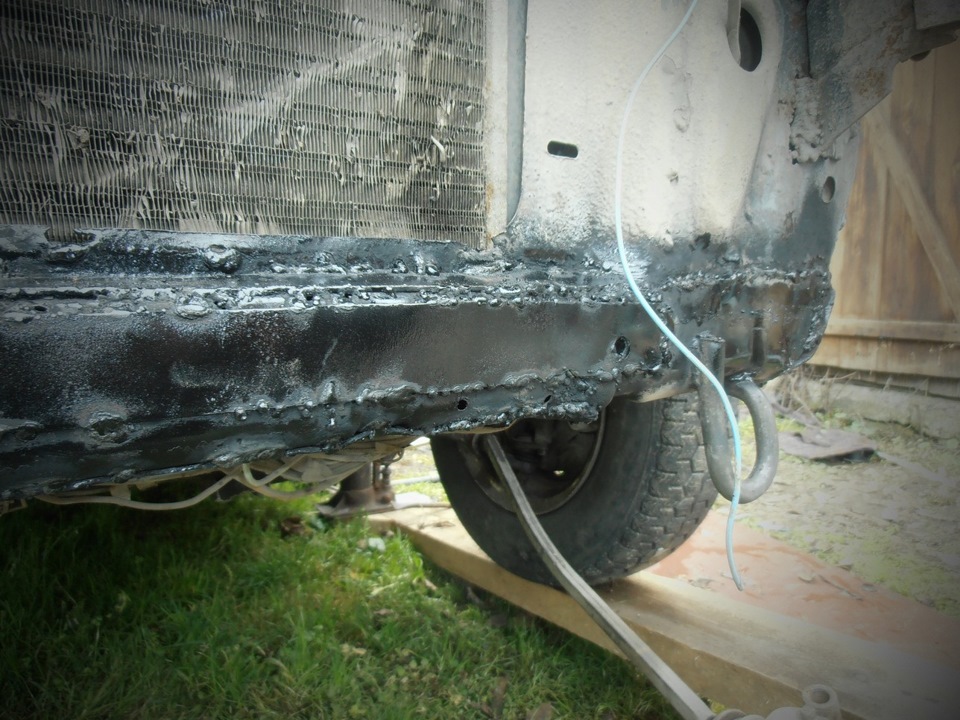 усилив телевизор была маленькая трещена и я решил пообваревать усилить ...