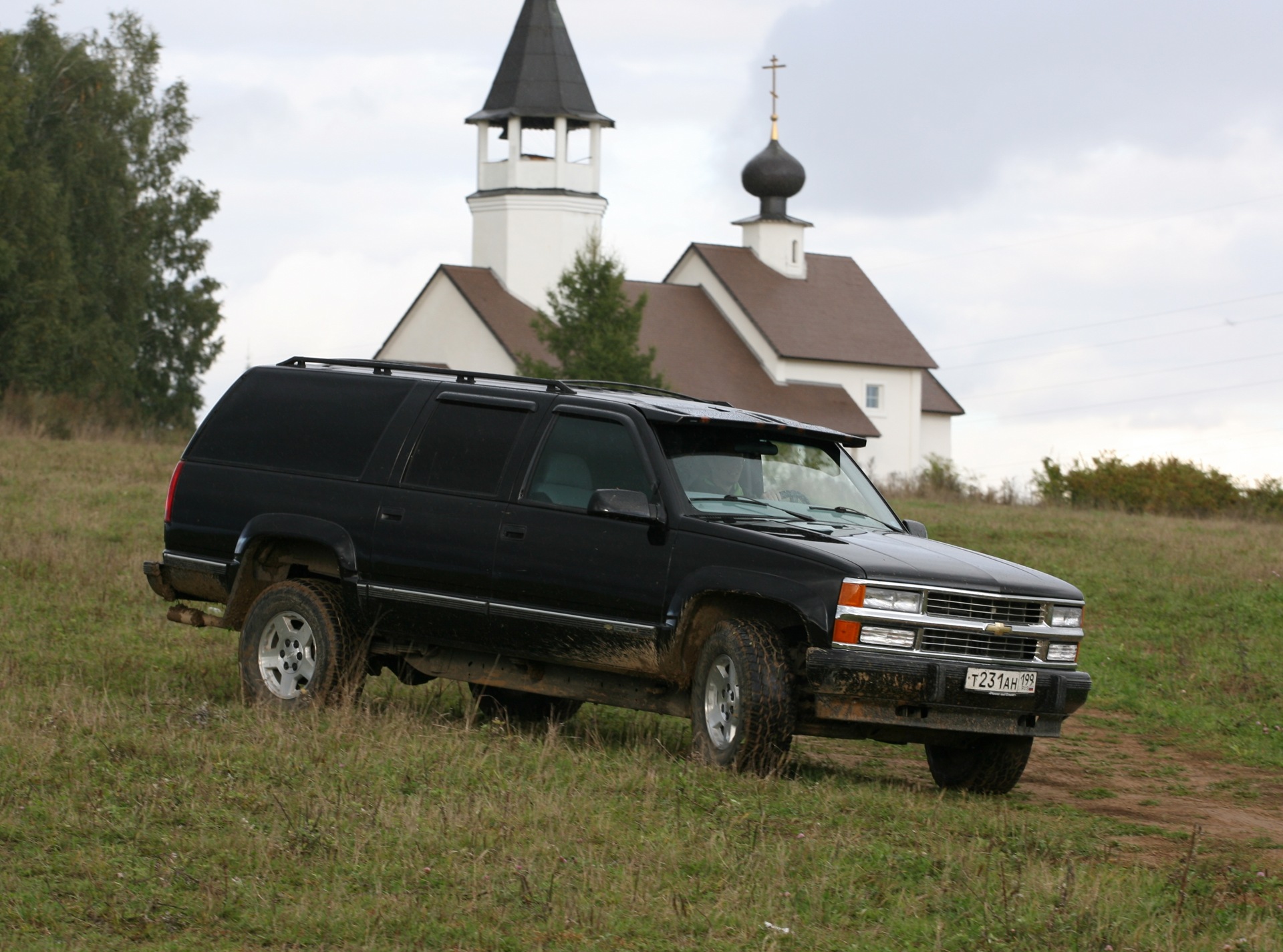 Chevrolet Suburban 9g