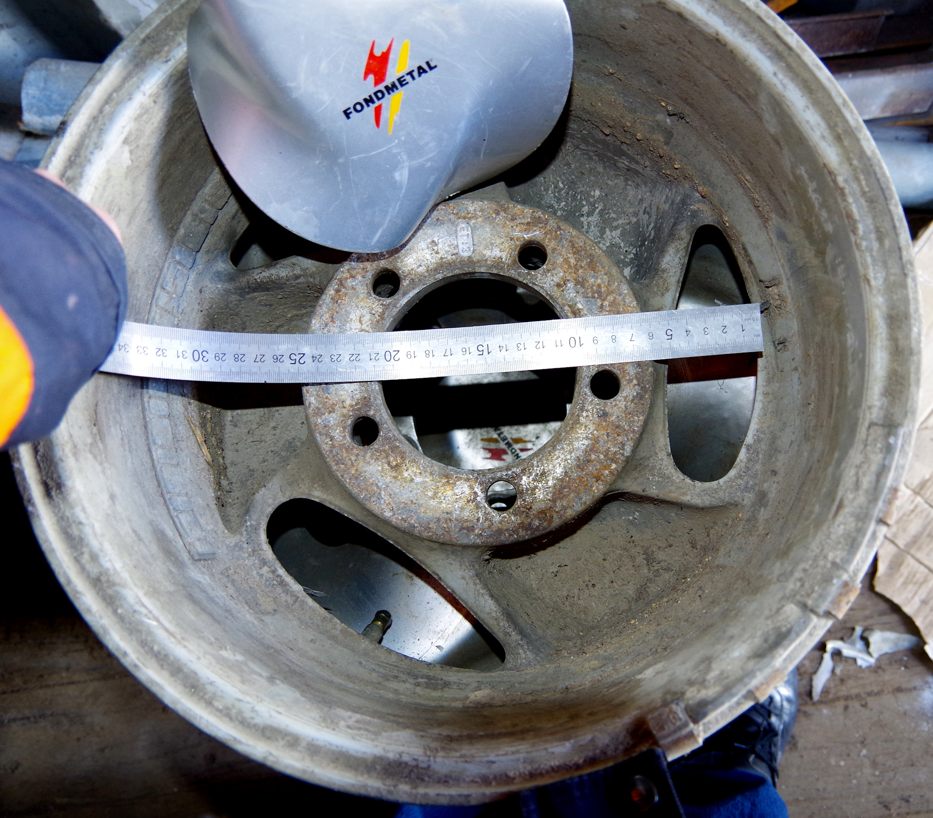ПРОДАНО Диски литые 15х8 139,7х5 Fondmetal — Suzuki Jimny, 1,3 л, 1999 ...