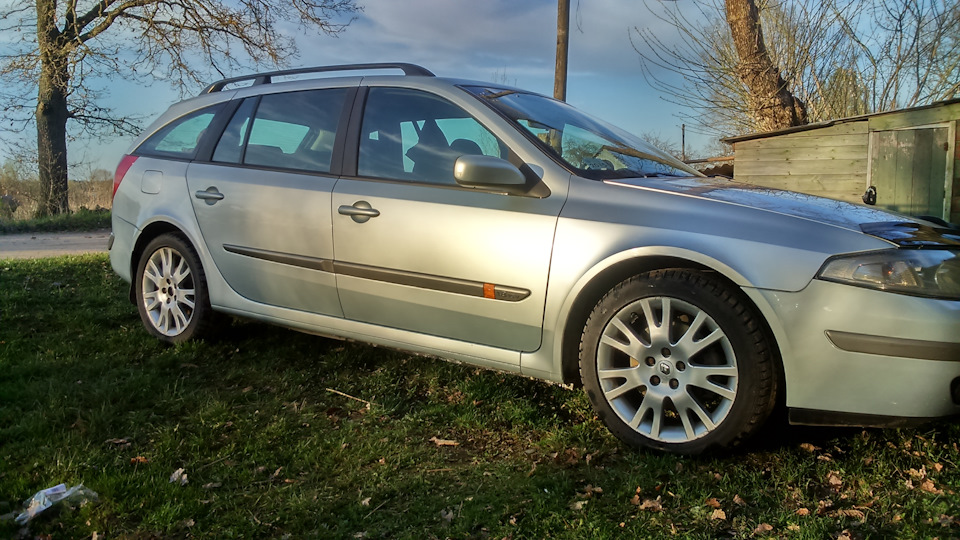 Renault Laguna 1.8 БЕНЗИН