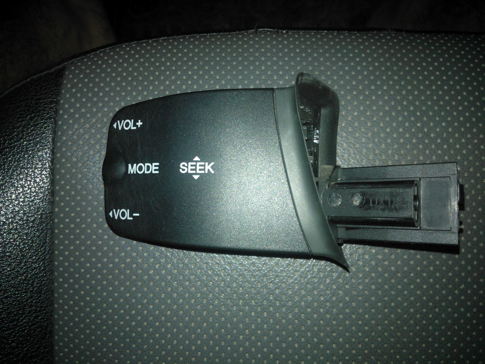 Прикупил джостик на магнитолу — Ford Focus Sedan II, 1,8 л, 2007 года ...