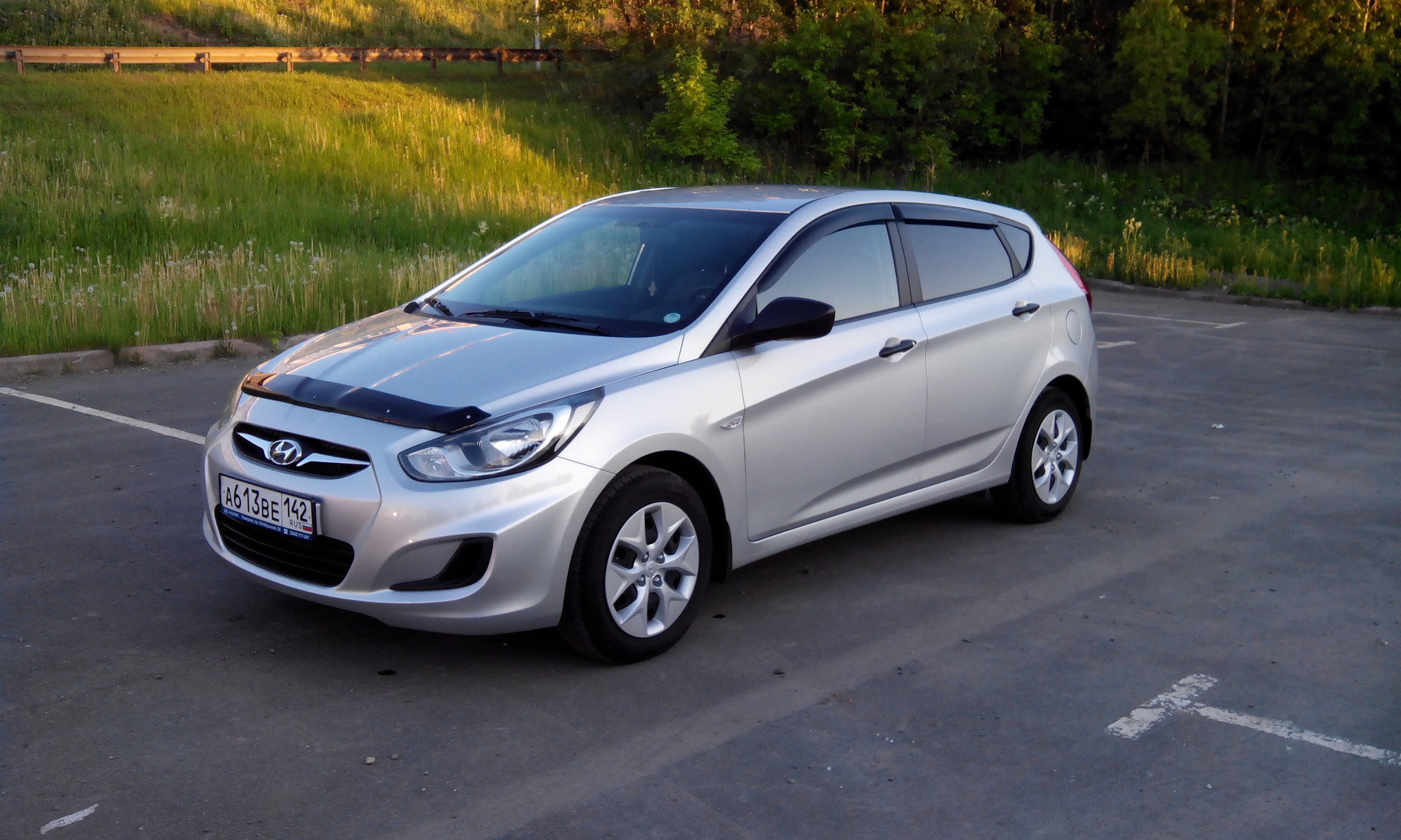 Drive solaris. Solaris drive2 true FWD. Машина тайт хондай 20 22. Hyundai 20brj-9. Краска 2r Хендай фото.