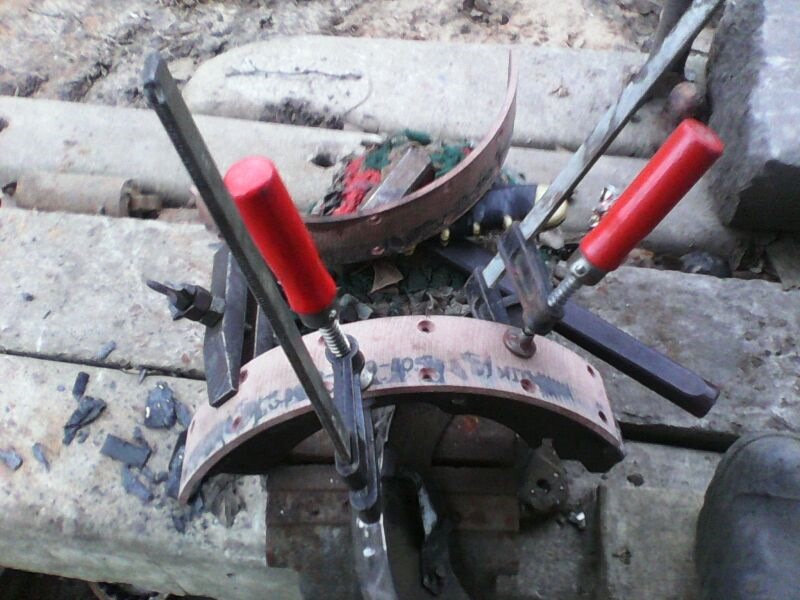 Замена накладок на задих тормозных колодках. Клепаем! — Great Wall ...