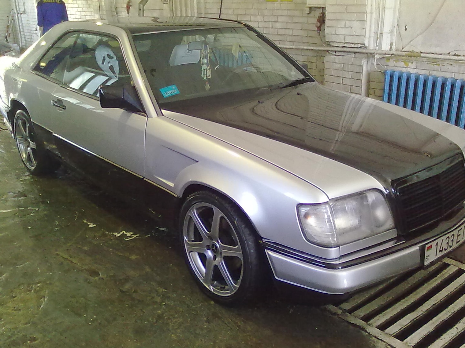 Немного краски — Mercedes-Benz E-class (W124), 1995 года | кузовной ...