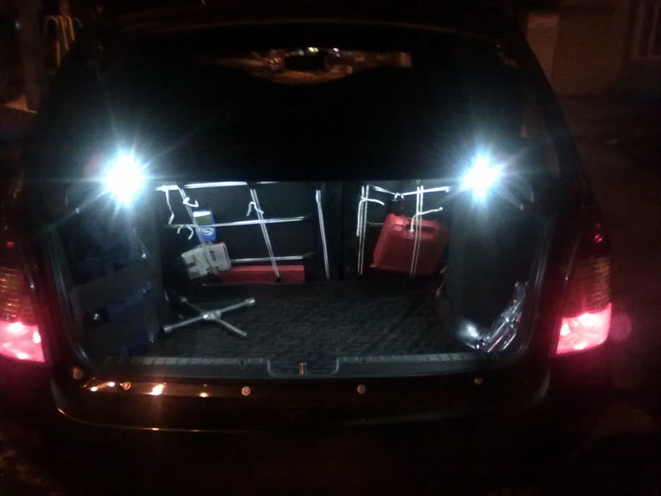 Свет в багажнике — итог. — Lada Калина универсал, 1,6 л, 2012 года ...