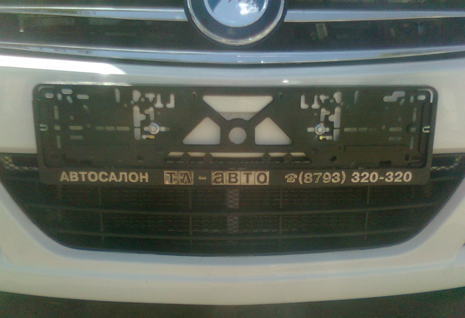 Установка сеточки на нижнюю решетку радиатора — Geely MK Cross, 1,5 л ...