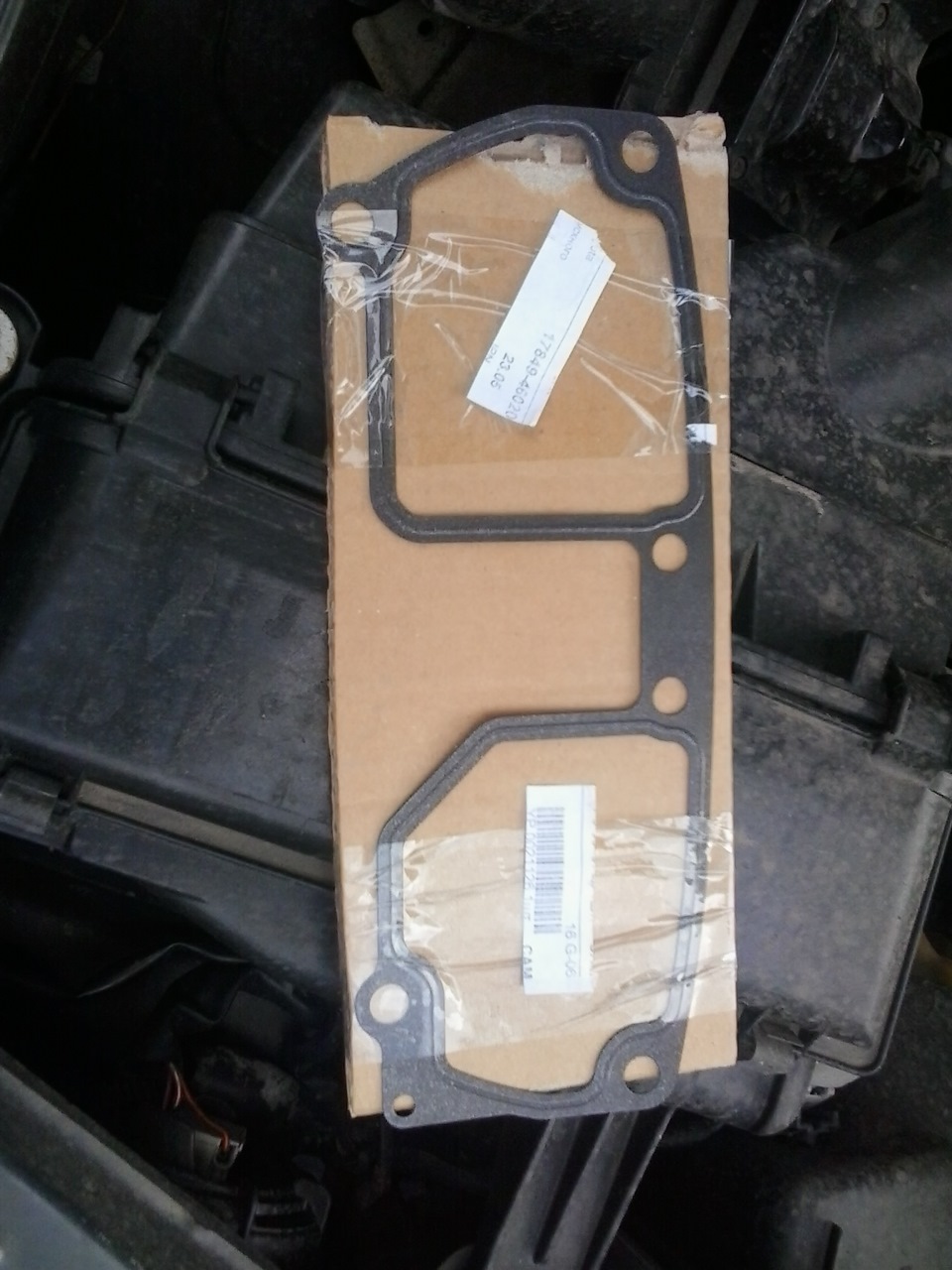 замена свечей и бегунка трамблера — Toyota Mark II (90), 3 л, 1995 года ...