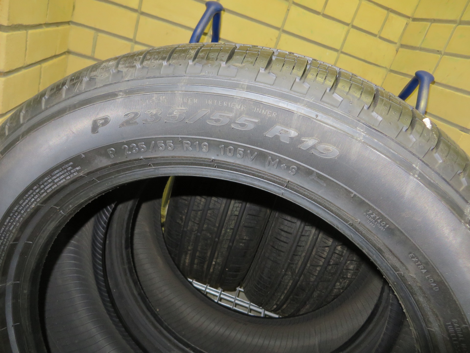 Жесткая боковина шины. Pirelli Scorpion drive2. Pirelli Scorpion Verde. Pirelli Scorpion Verde как правильно установить.