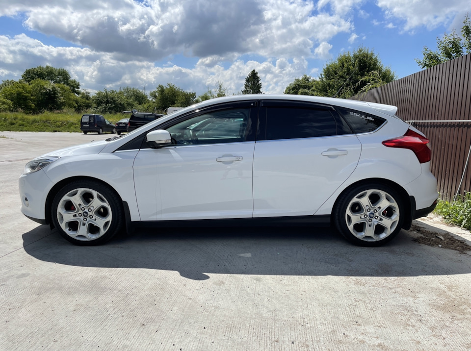 Пружины -50 Форд фокус 3 хетчбег — Ford Focus III Hatchback, 1,6 л ...