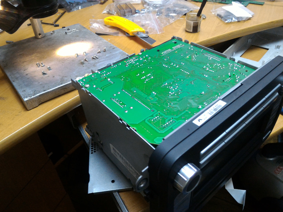 Как подключить usb к магнитоле rcd 300